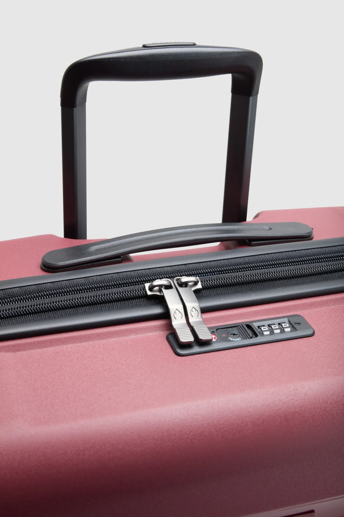 Gloss Stripe 68cm Suitcase - Image 7
