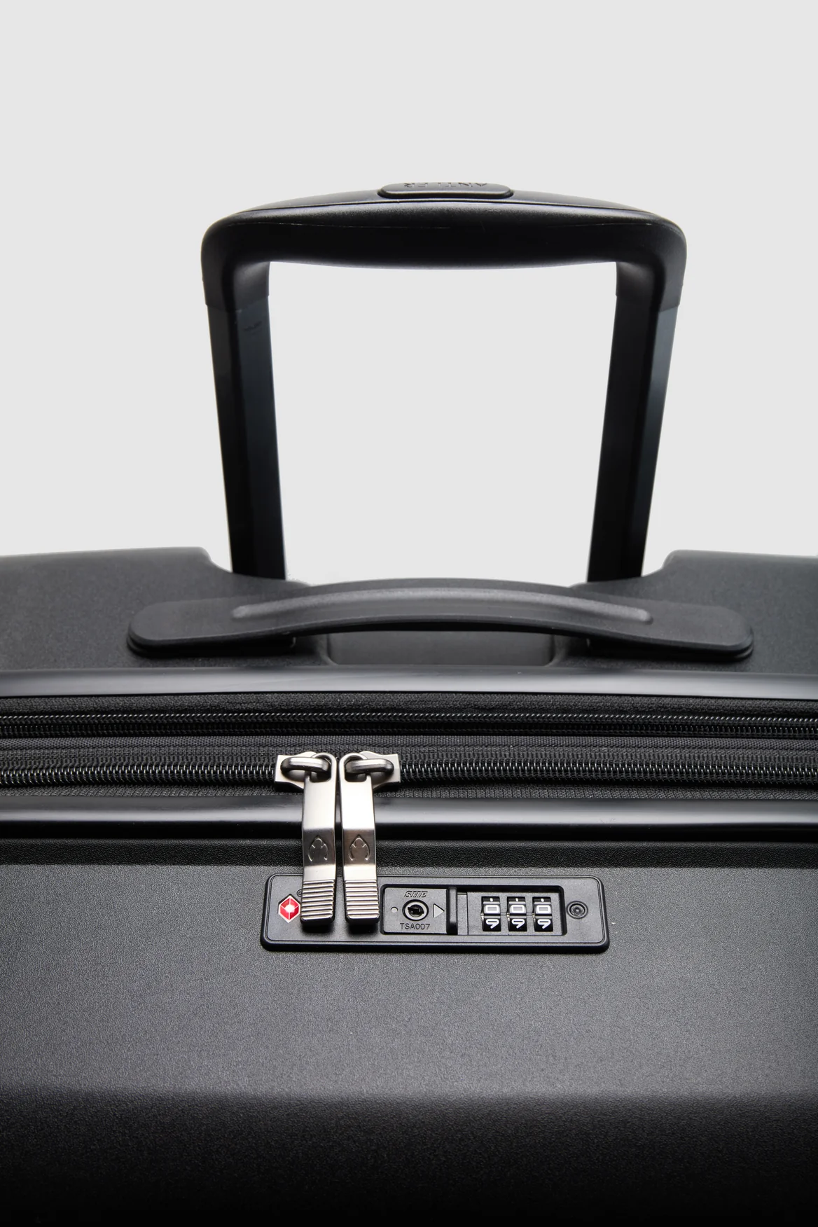 Gloss Stripe 78cm Suitcase - Image 7