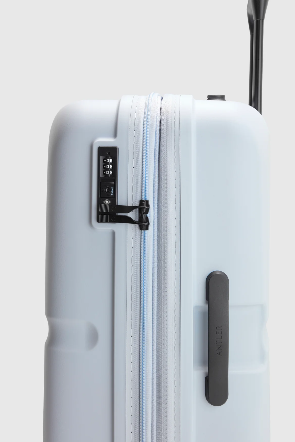 Single Stripe 68cm Suitcase - Image 7