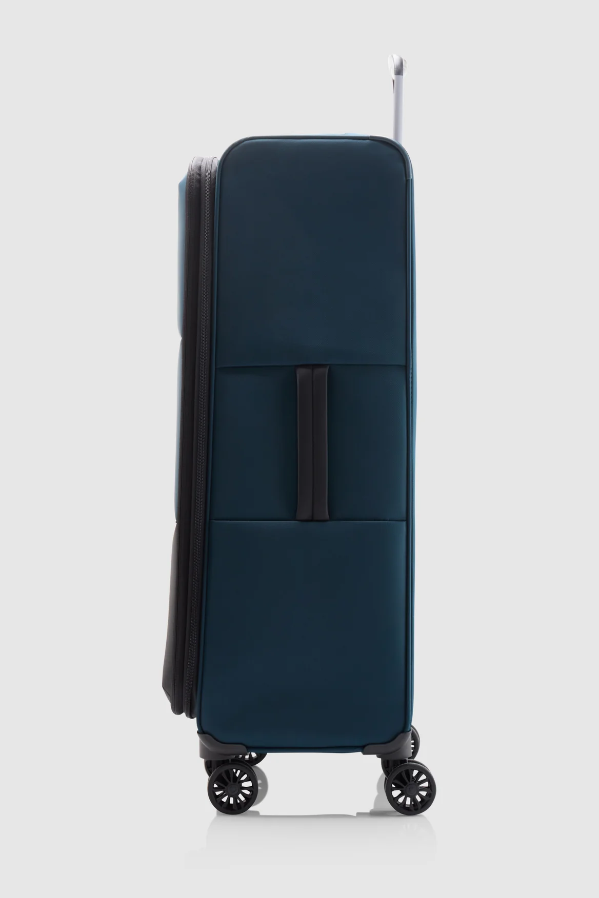 Soft Stripe 2.0 81cm Suitcase - Image 2