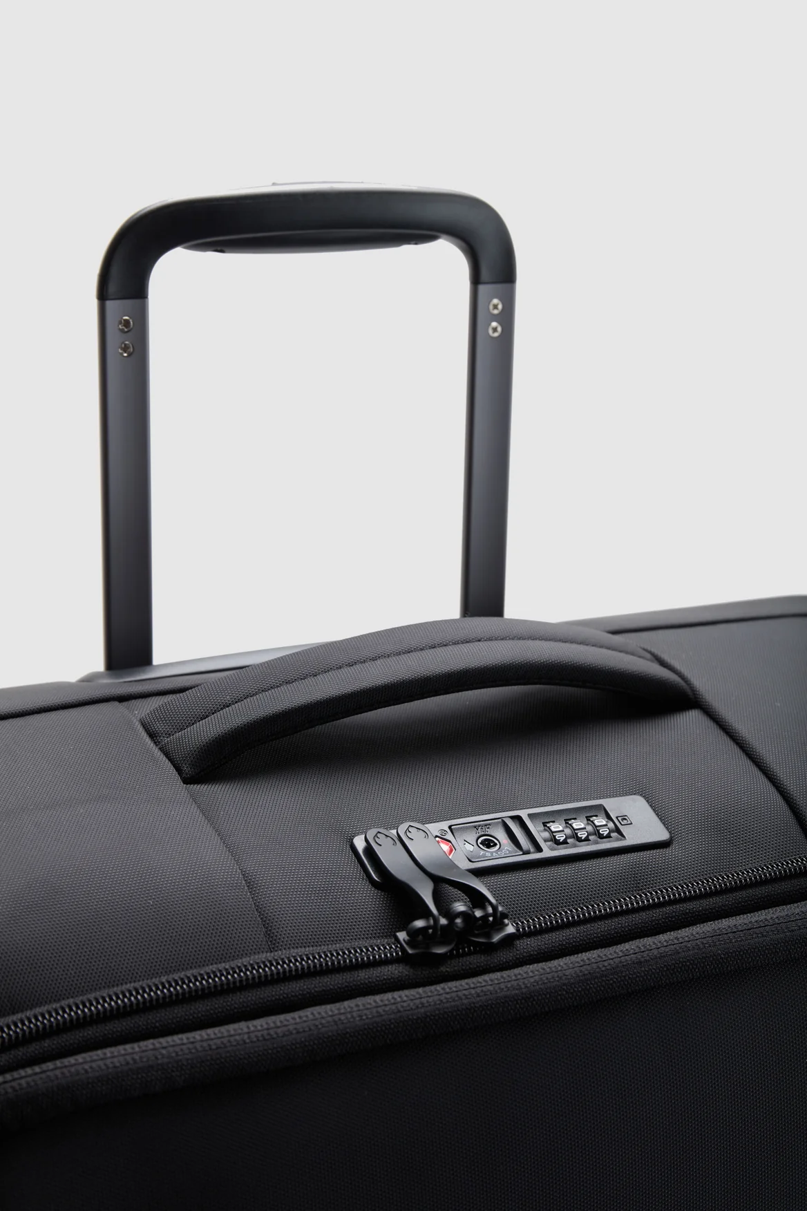 Soft Stripe 2.0 81cm Suitcase - Image 7
