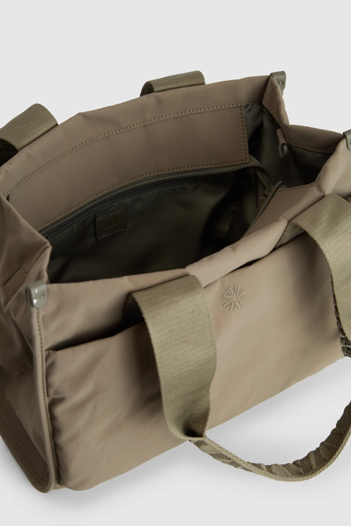 Gia Boxy Tote Bag - Image 4