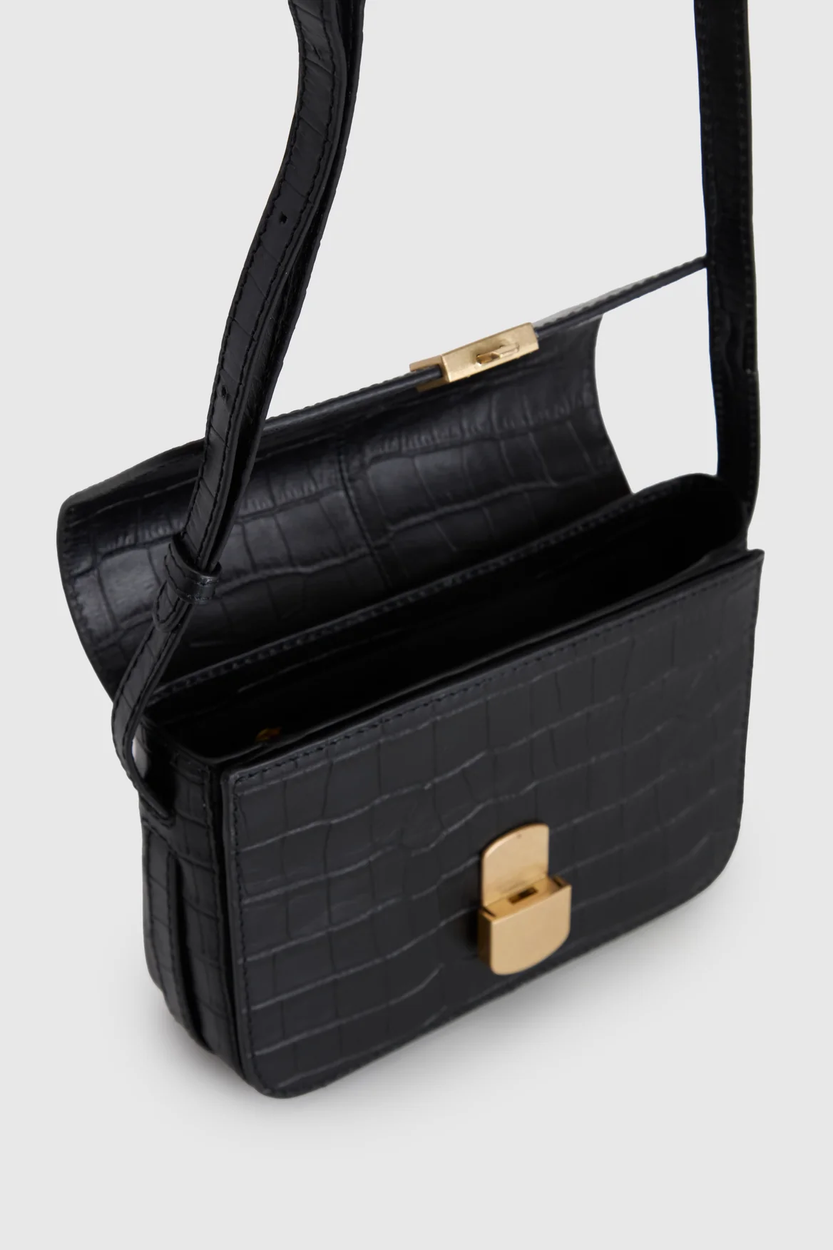 Lila Leather Flap Crossbody Bag - Image 4