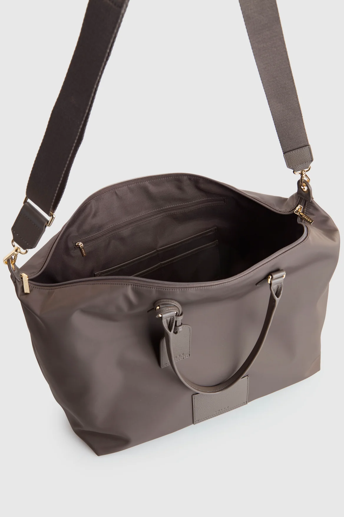 Noosa Leather Trim Travel Tote Bag - Image 5