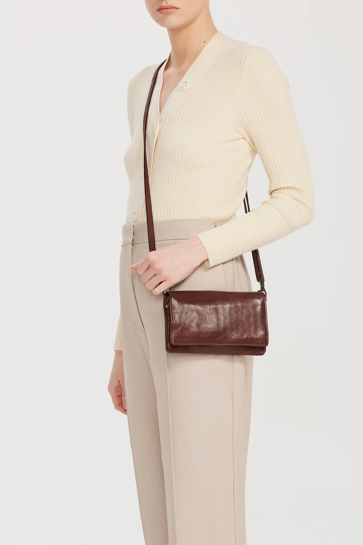 Rae Leather Organiser Crossbody - Image 4