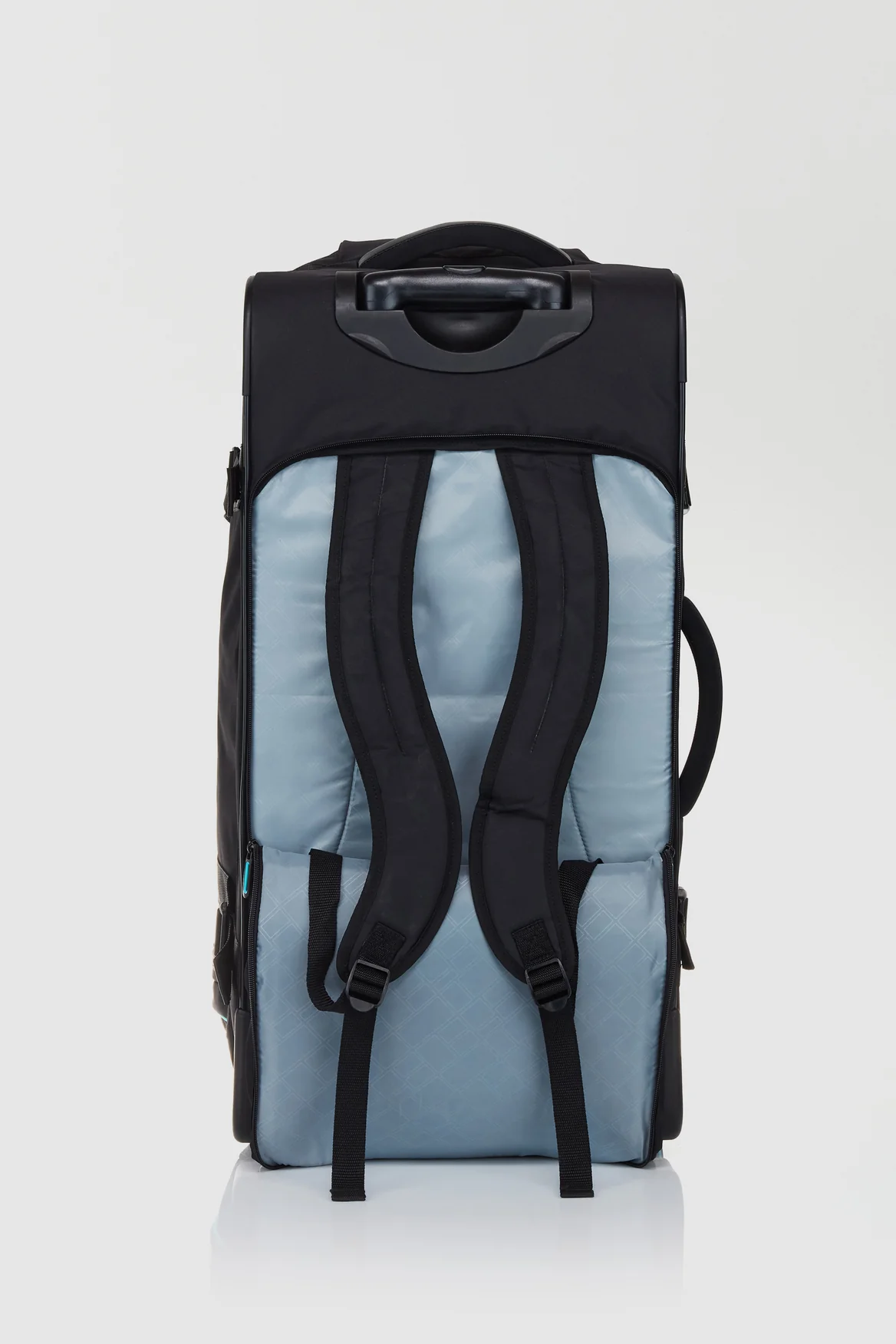 Onyx 72cm Wheel Bag - Image 4