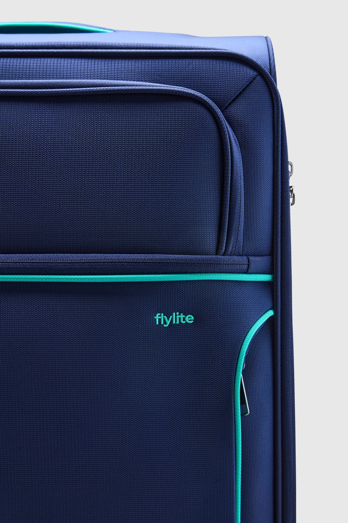 Spin Air 4 55cm Suitcase - Image 8