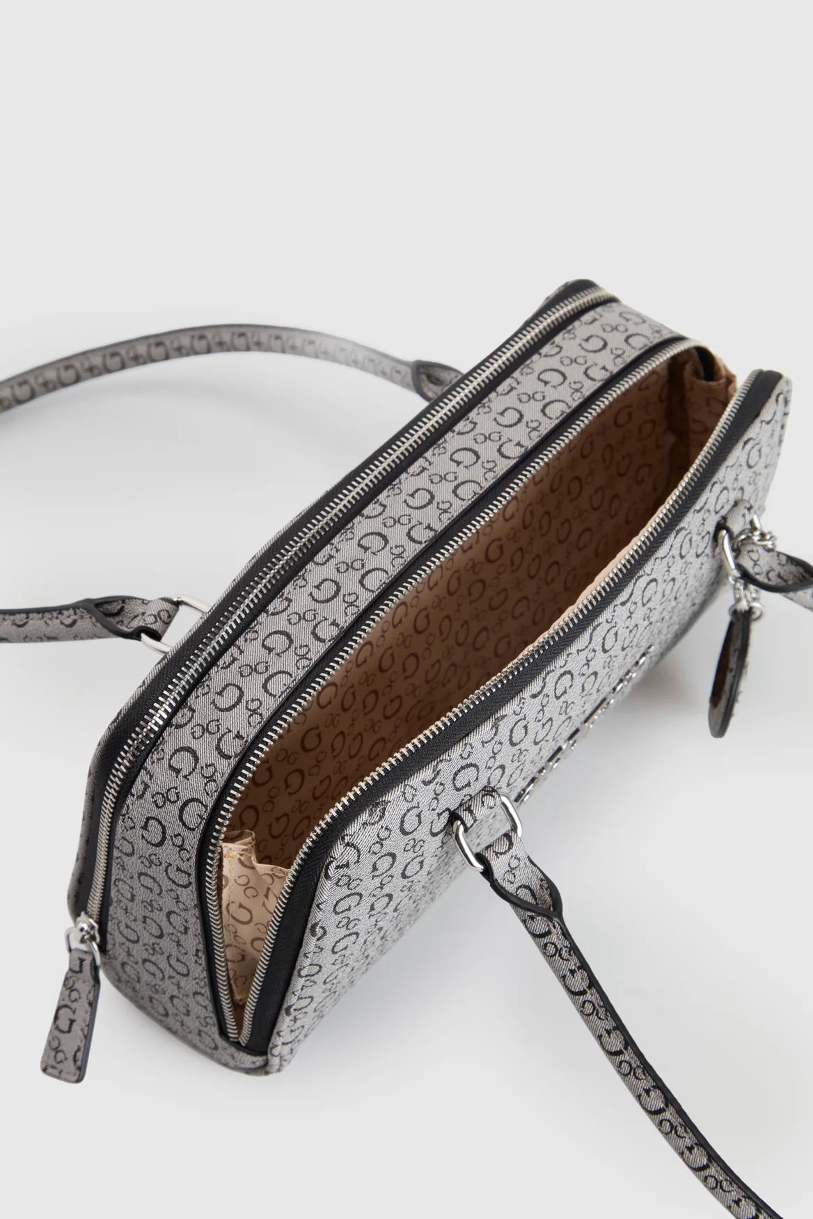 Carla Shoulder Tote Bag - Image 4