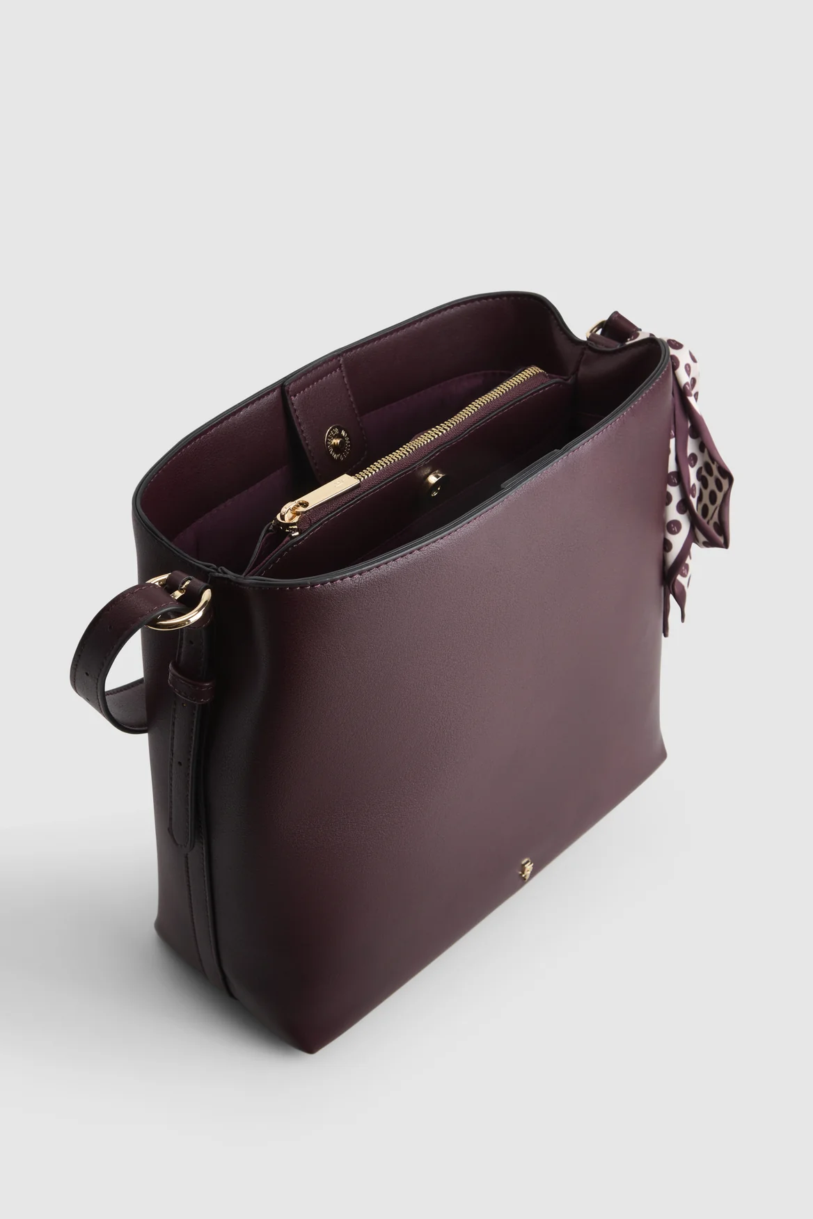 Scarf Hobo Tote Bag - Image 4