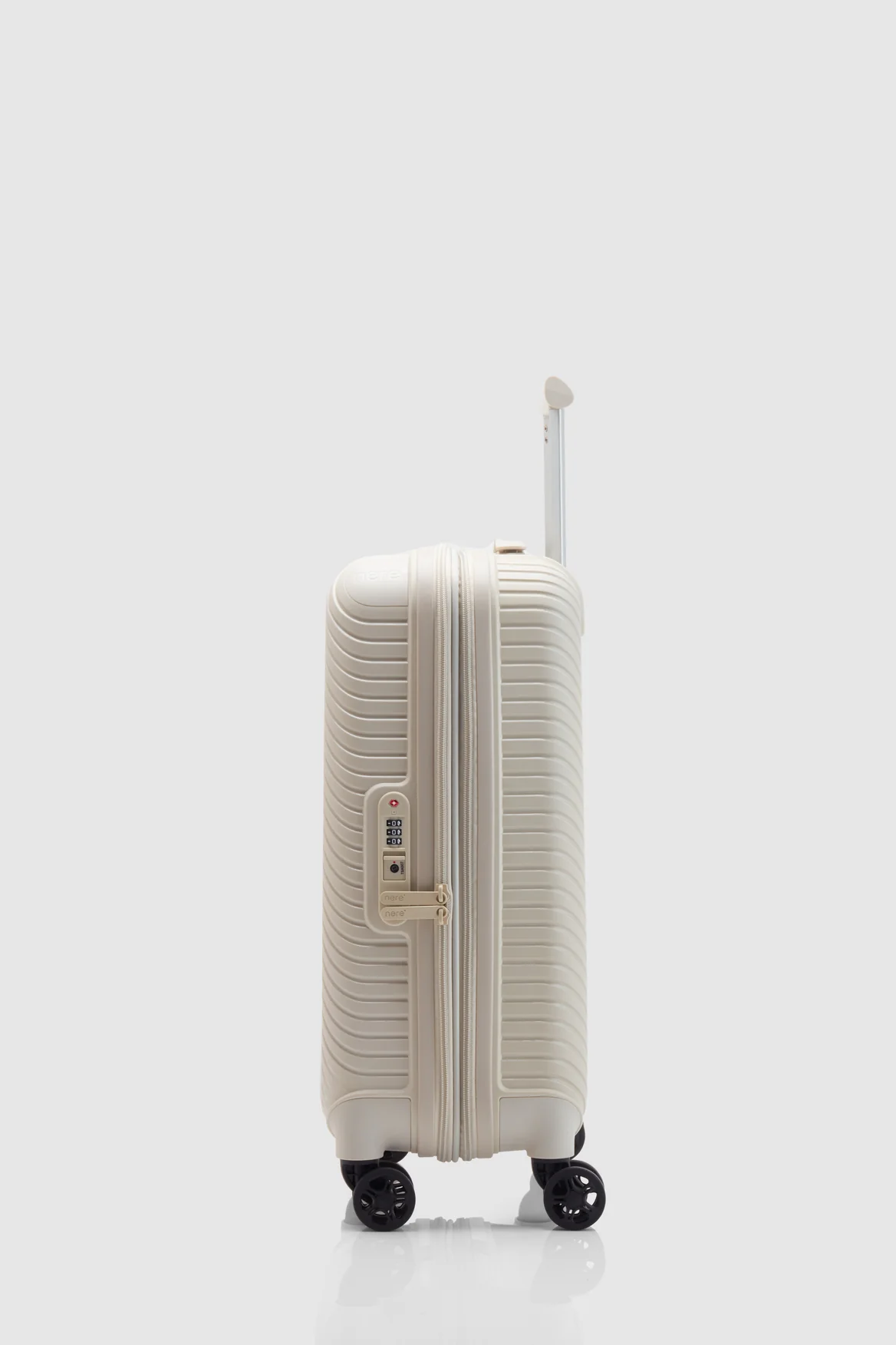 Bondi Carry-On 56cm Suitcase - Image 2