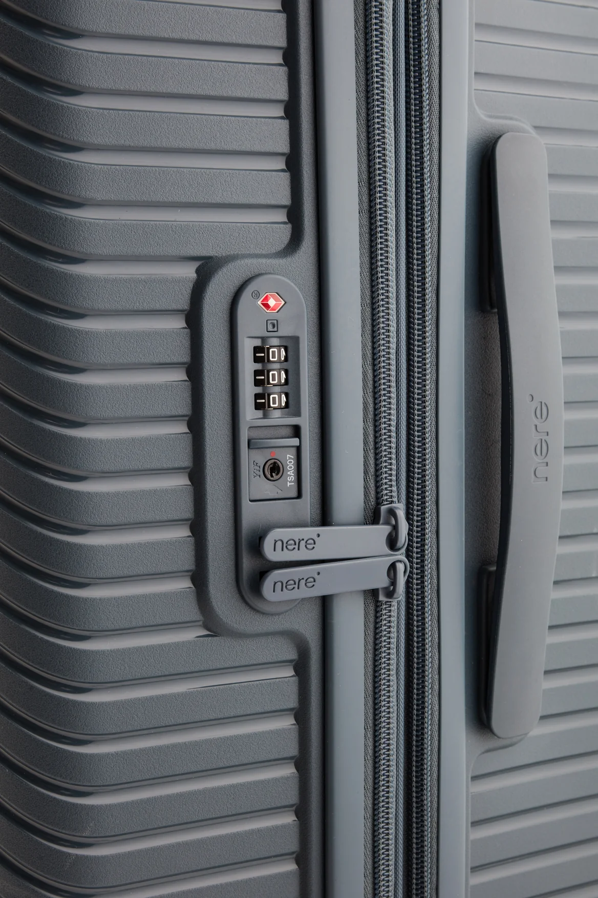 Bondi Carry-On 56cm Suitcase - Image 7