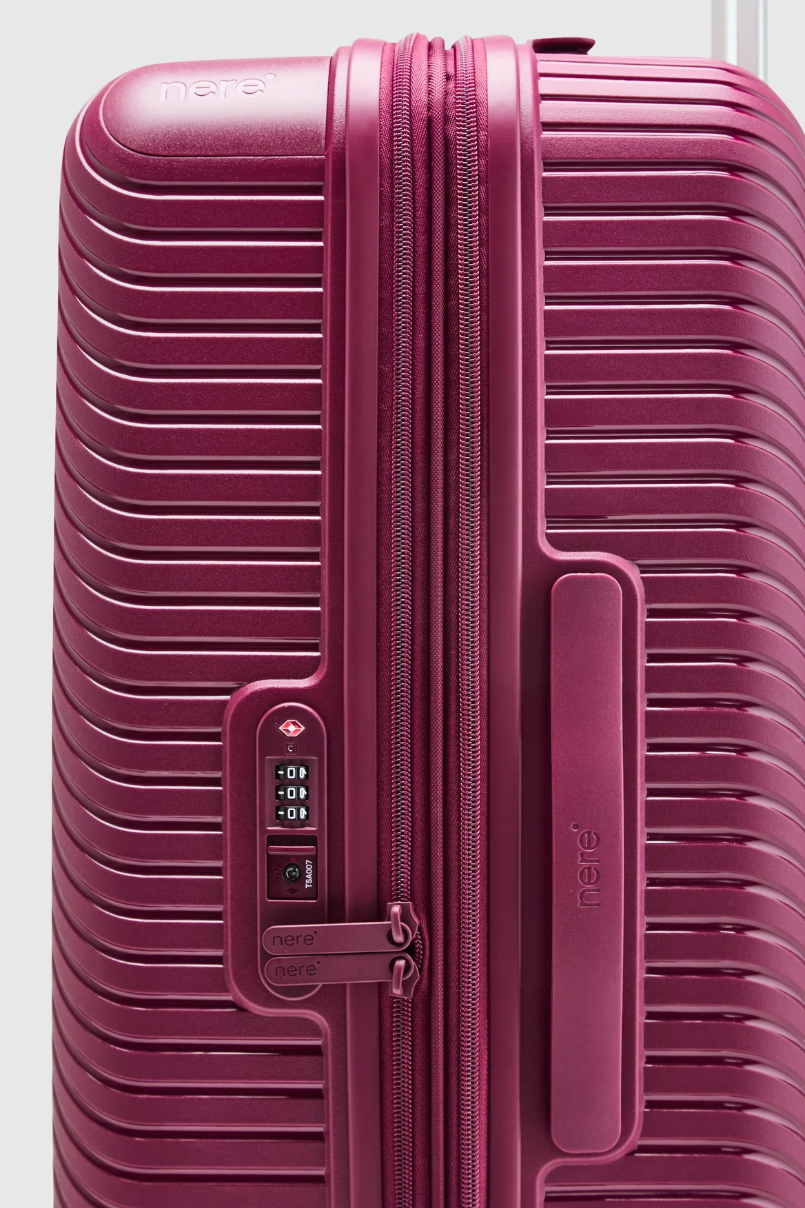 Bondi Carry-On 56cm Suitcase - Image 7