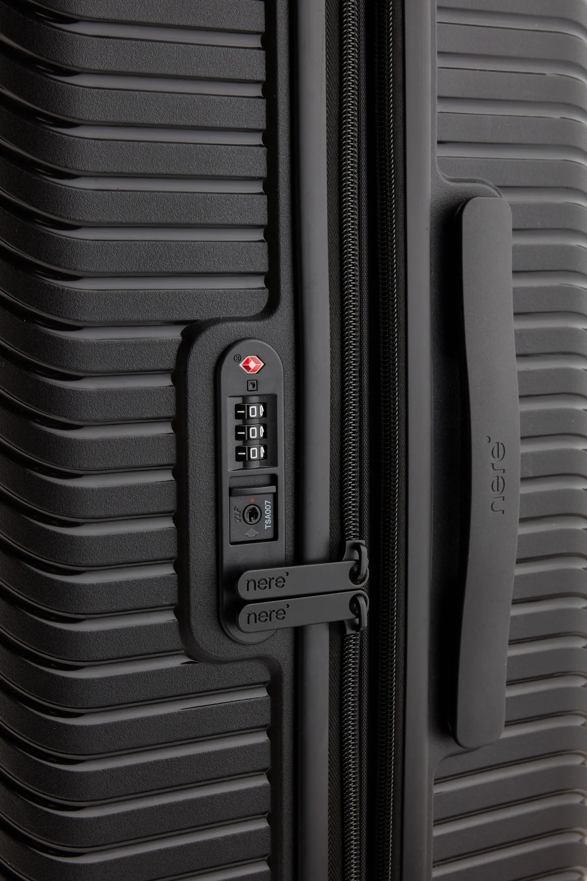 Bondi Check-In 66cm Suitcase - Image 7