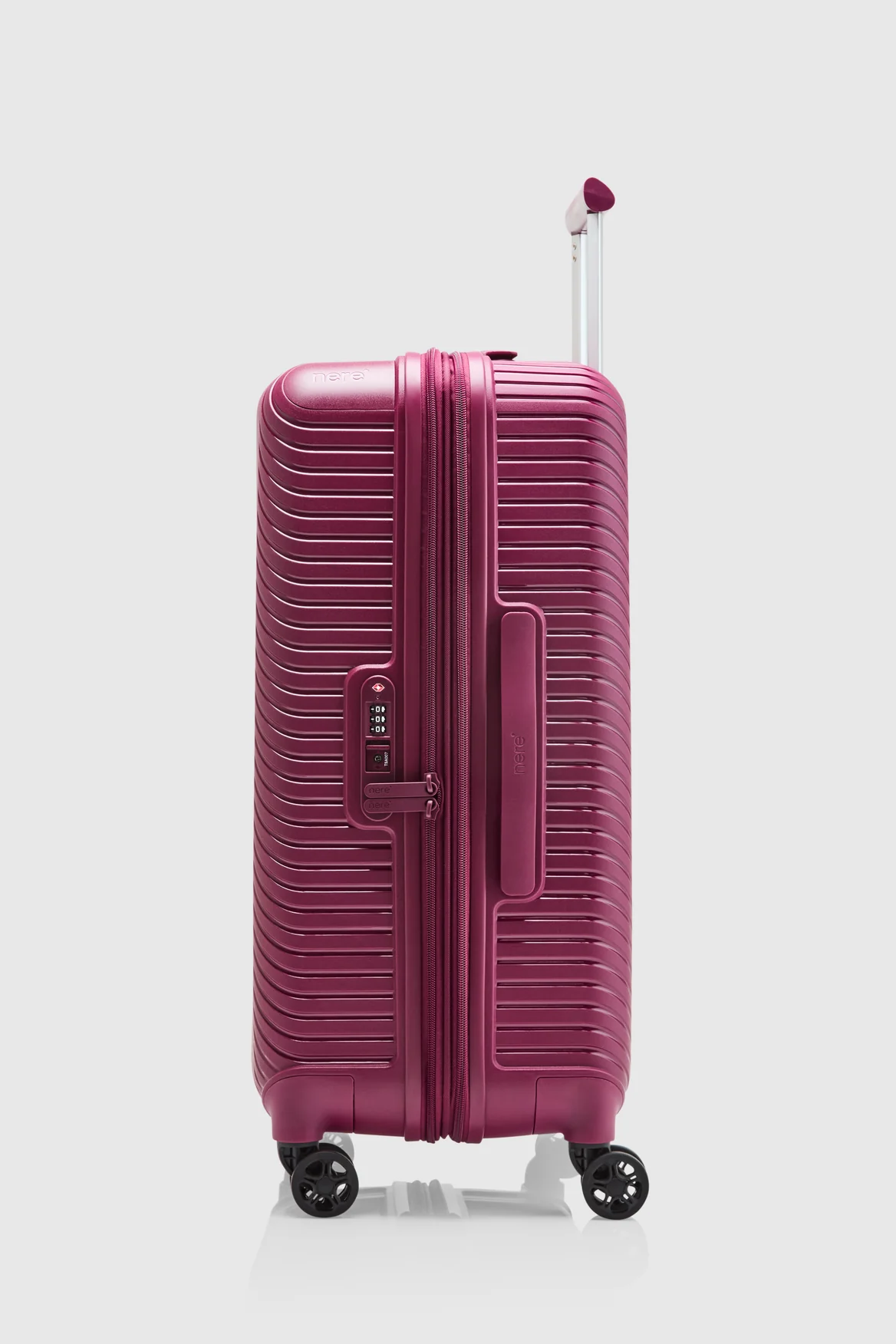 Bondi Check-In 66cm Suitcase - Image 2