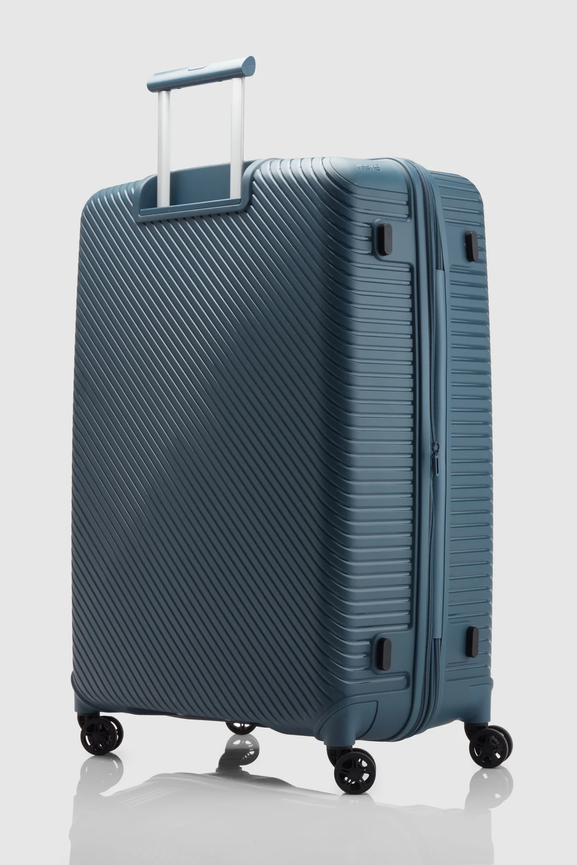 Bondi Check-In 80cm Suitcase - Image 5