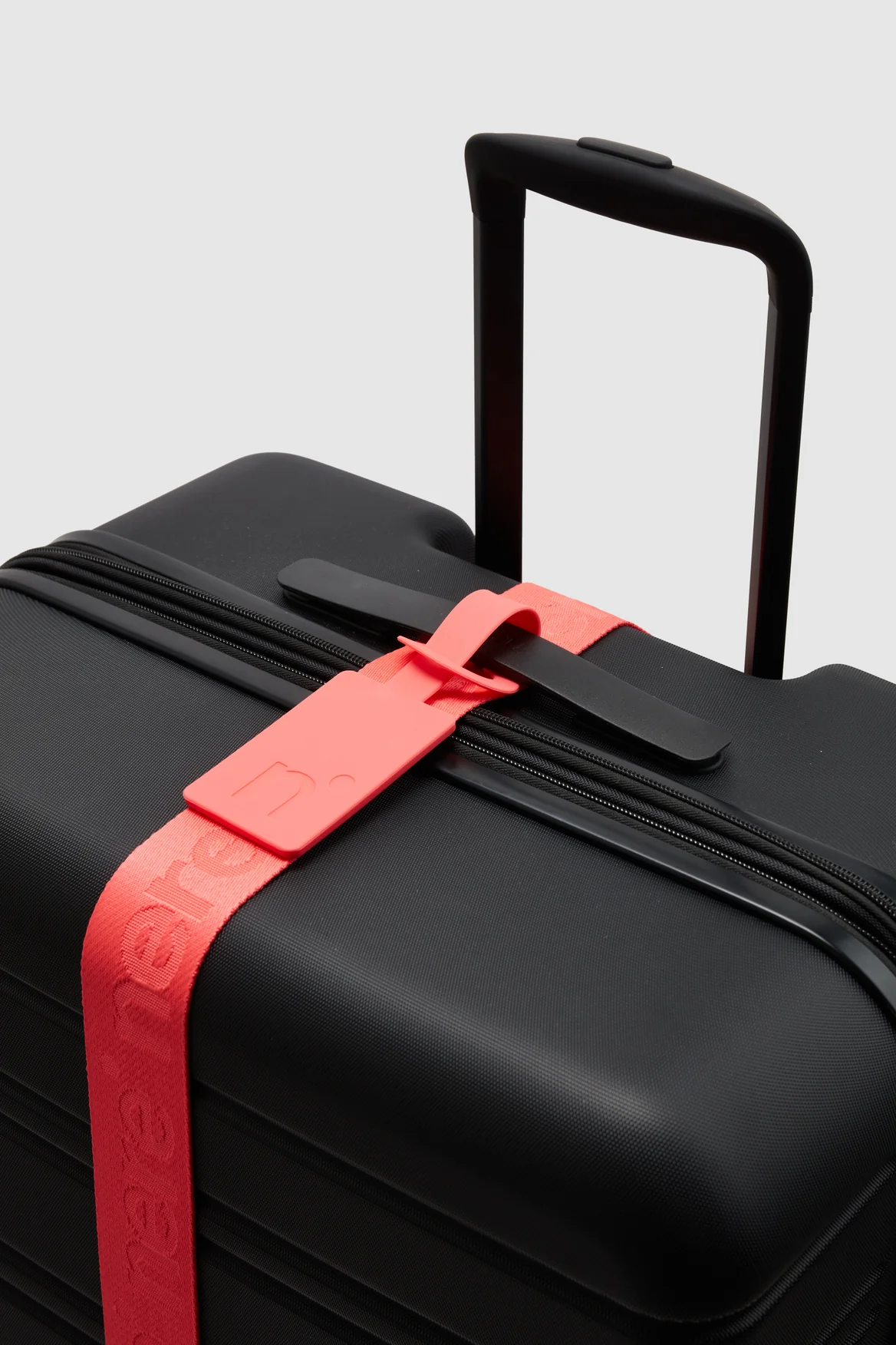 Slim Luggage Tag - Image 2