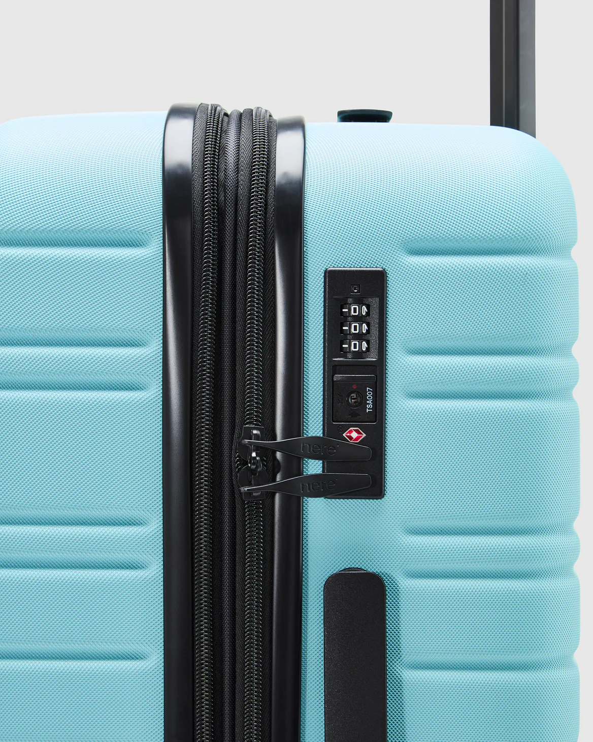 Stori Check-In 75cm Suitcase - Image 7
