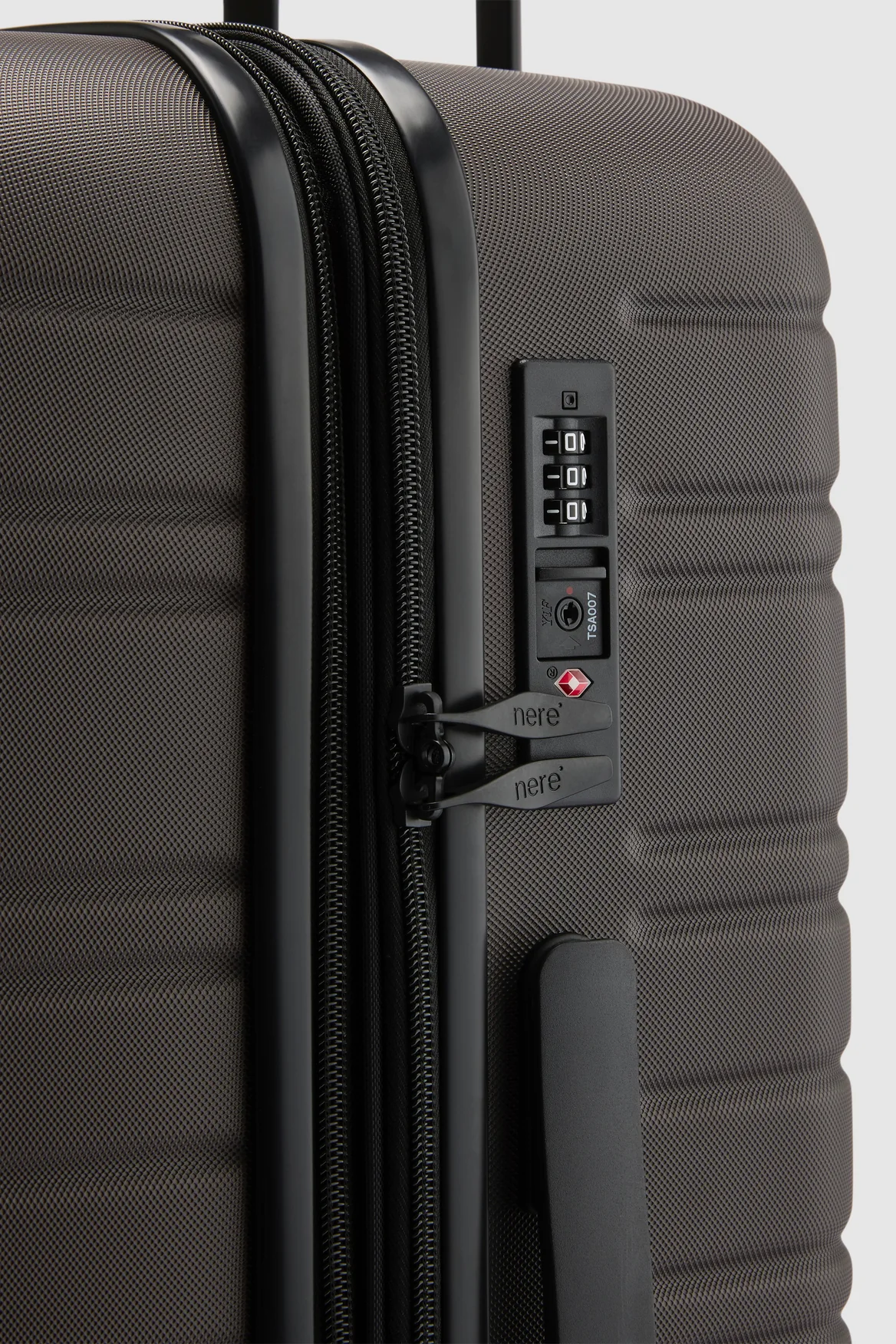 Stori Check-In 75cm Suitcase - Image 7
