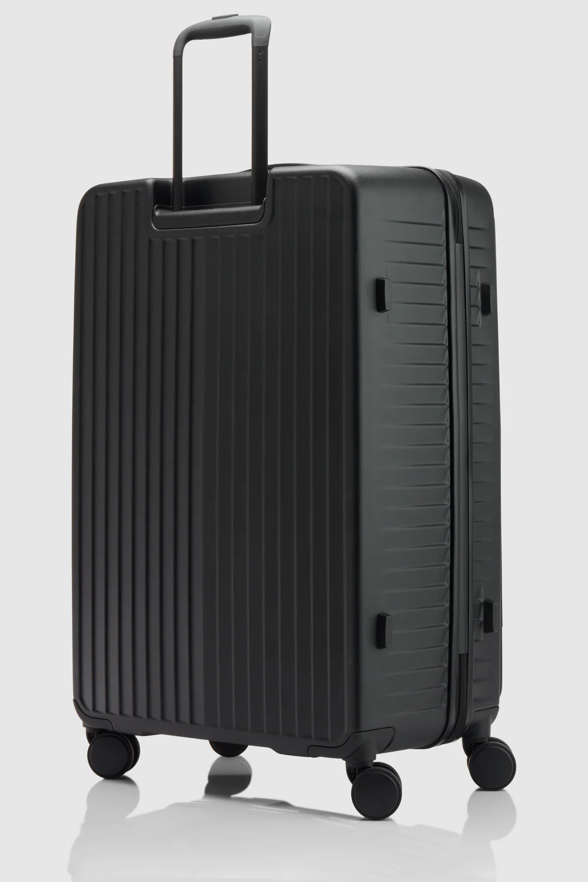 Venture Dual Open 76cm Suitcase - Image 6
