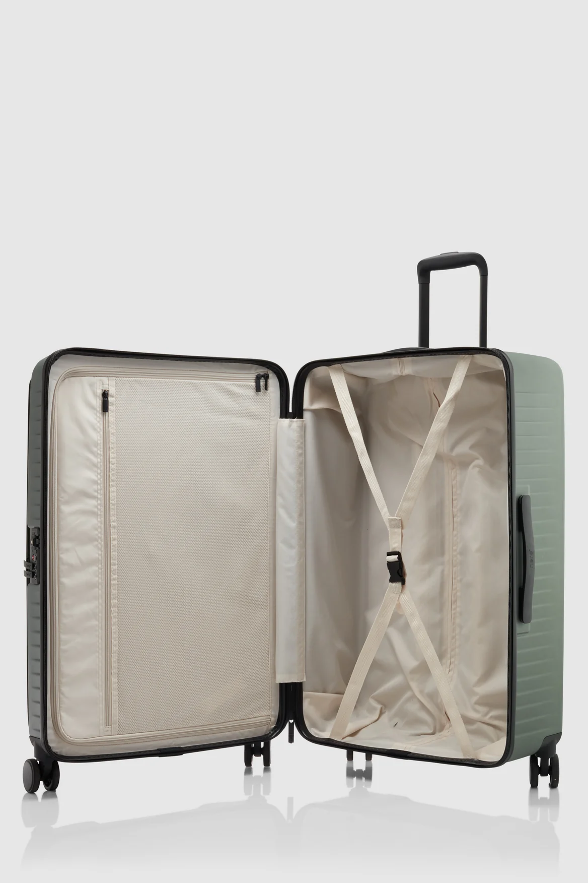 Venture Dual Open 76cm Suitcase - Image 5