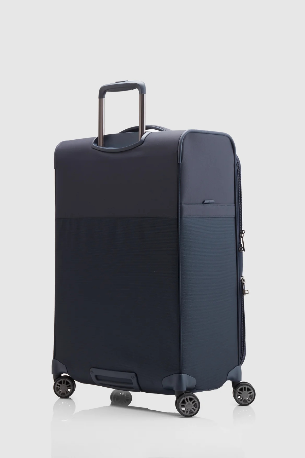 Airea Check-In 67cm Suitcase - Image 5