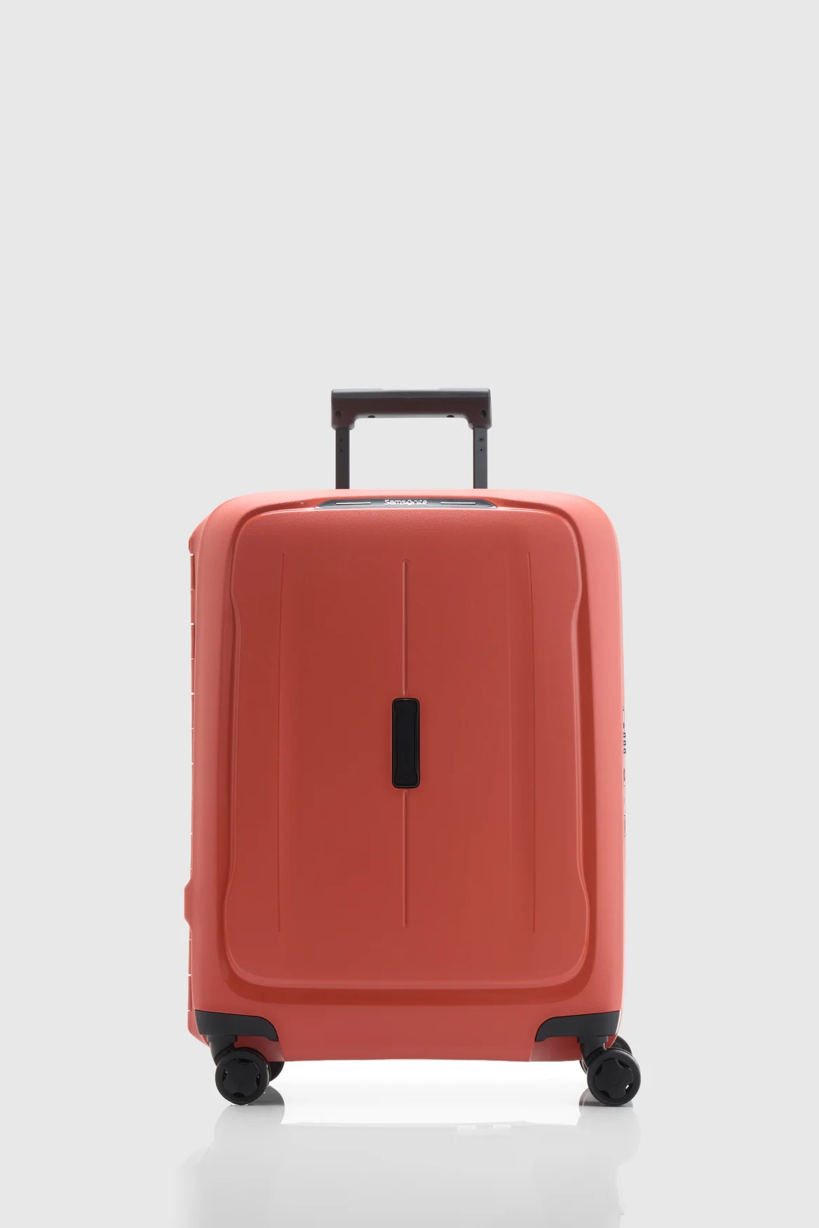 Essens Carry-On 55cm Suitcase - Image 4