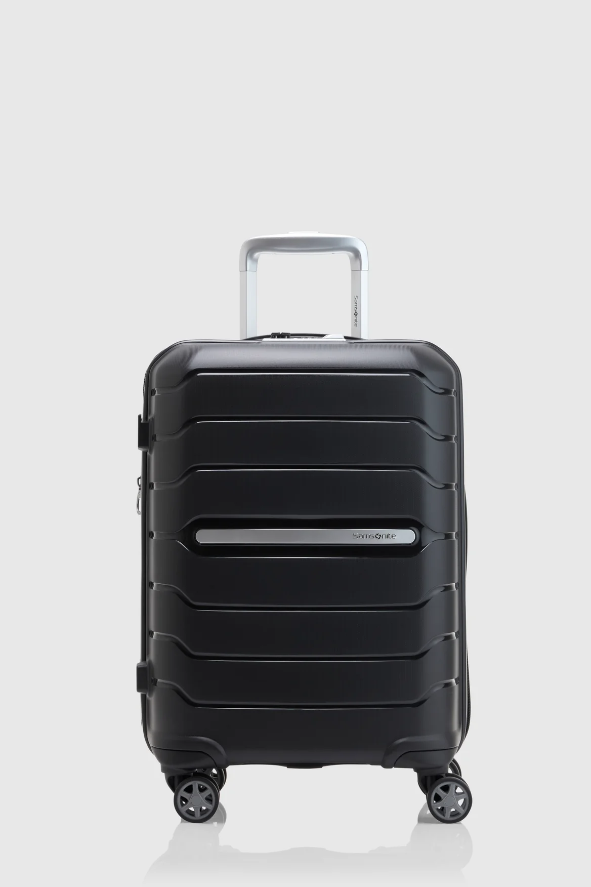 Oc2lite Carry-On 55cm Suitcase - Image 4