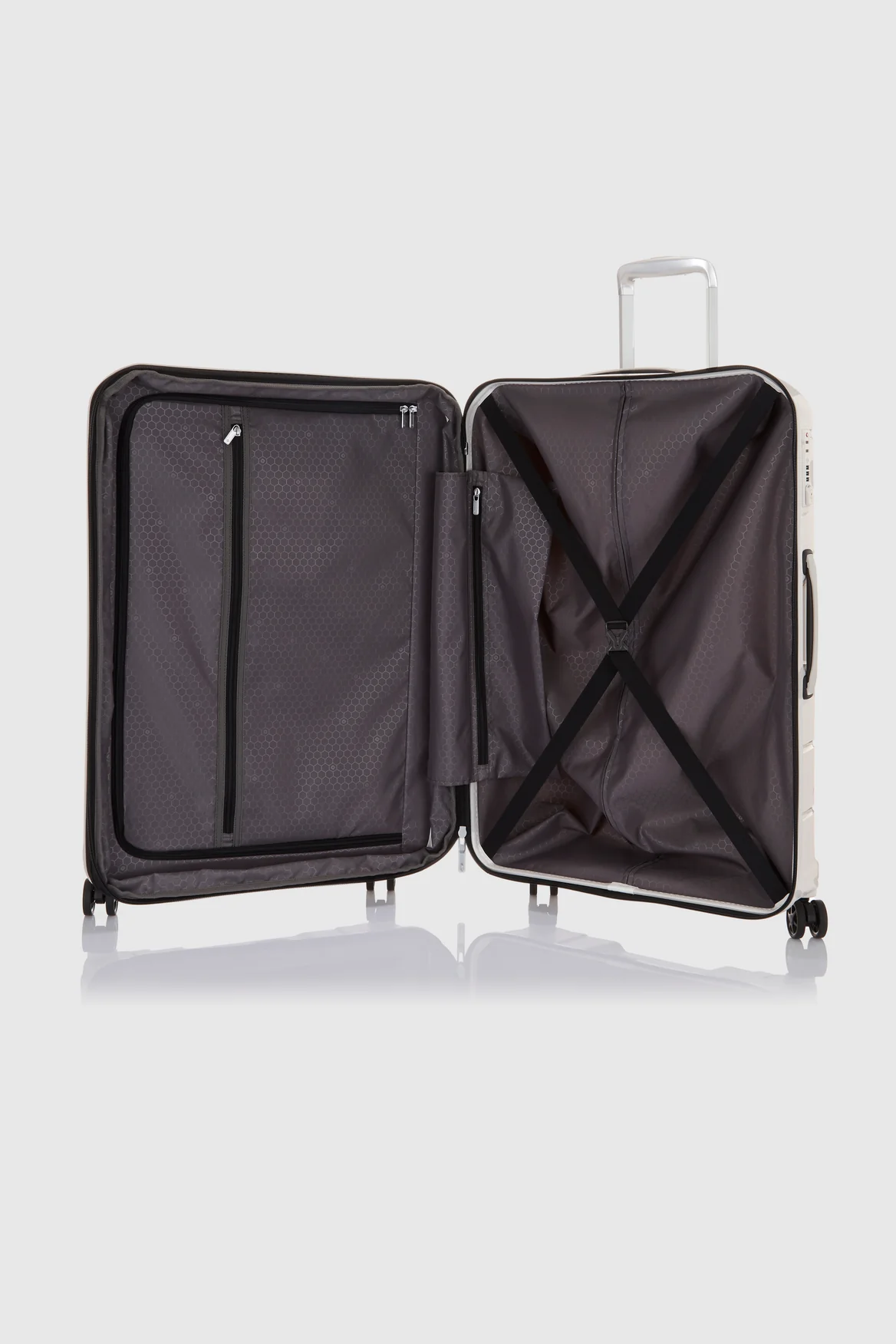 Oc2lite Check-In 75cm Suitcase - Image 3