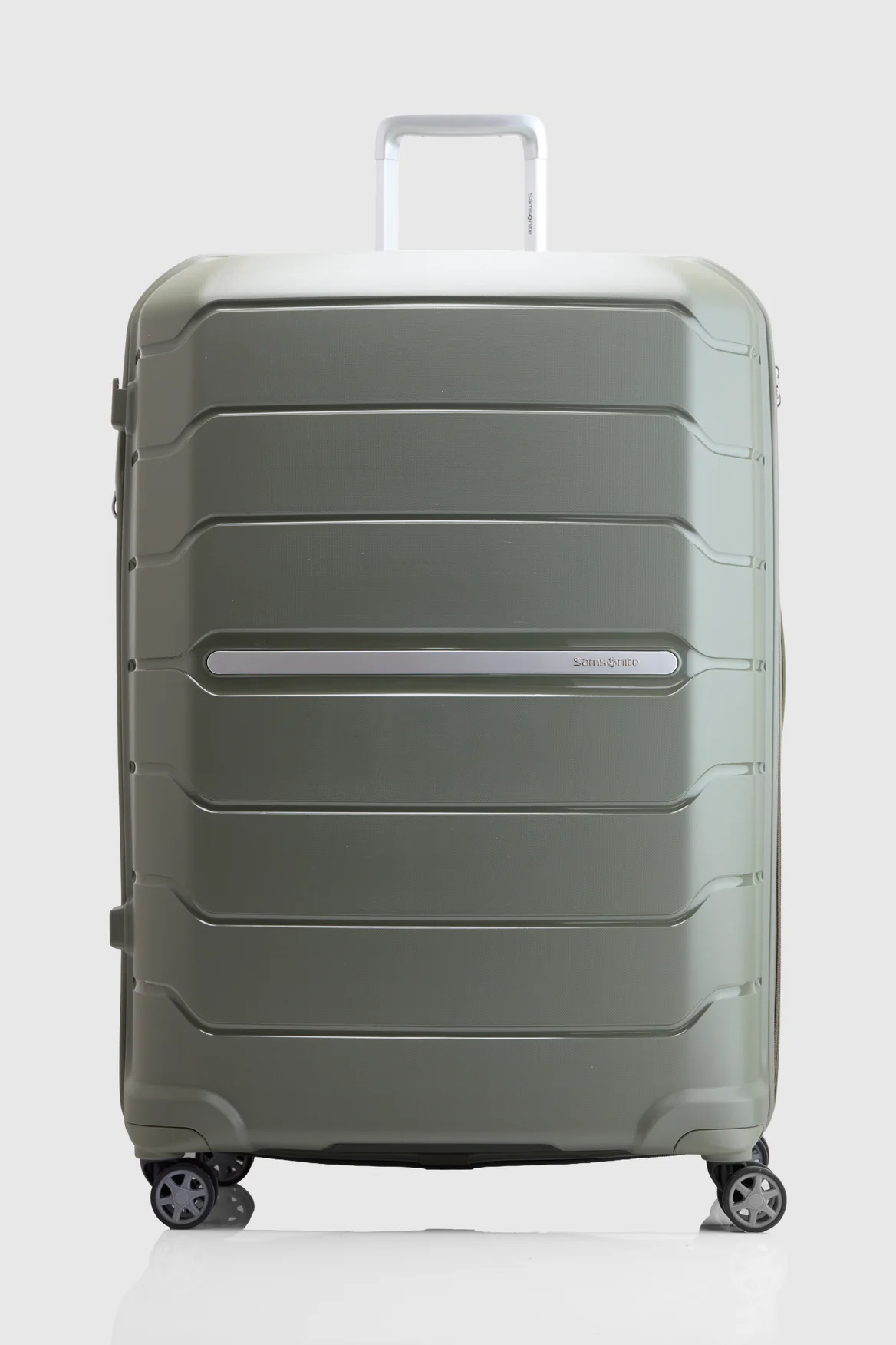 Oc2lite Check-In 81cm Suitcase - Image 4