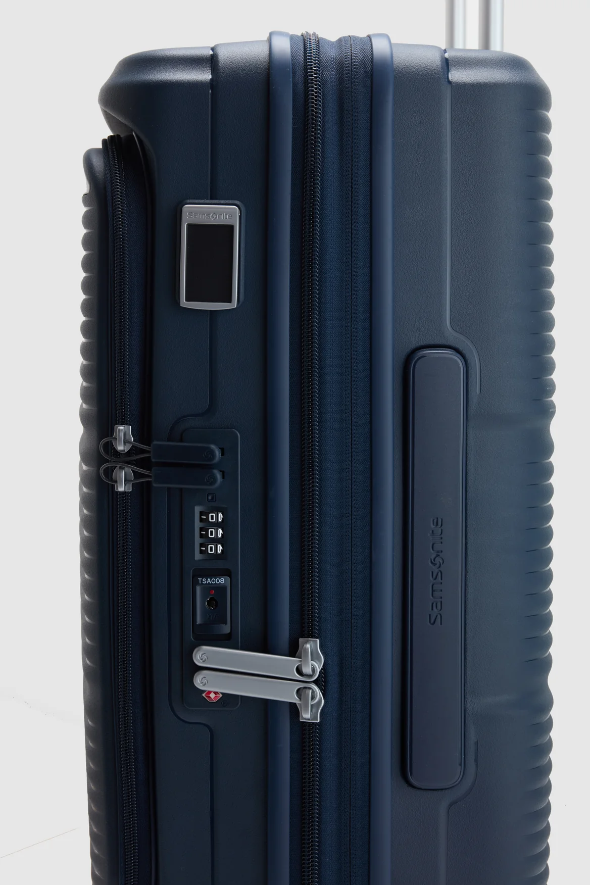 Paralux Check-In 75cm Suitcase - Image 8