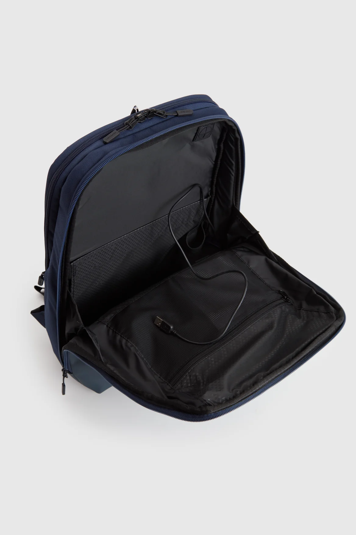 Stackd Biz 15.6" Backpack - Image 4