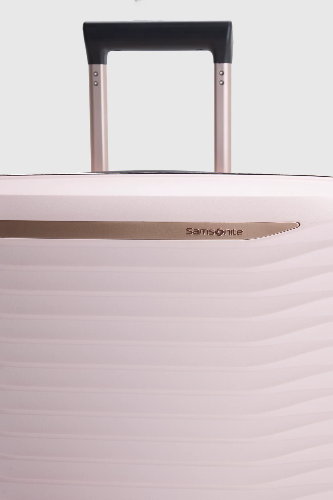 Upscape Check-In 75cm Suitcase - Image 8