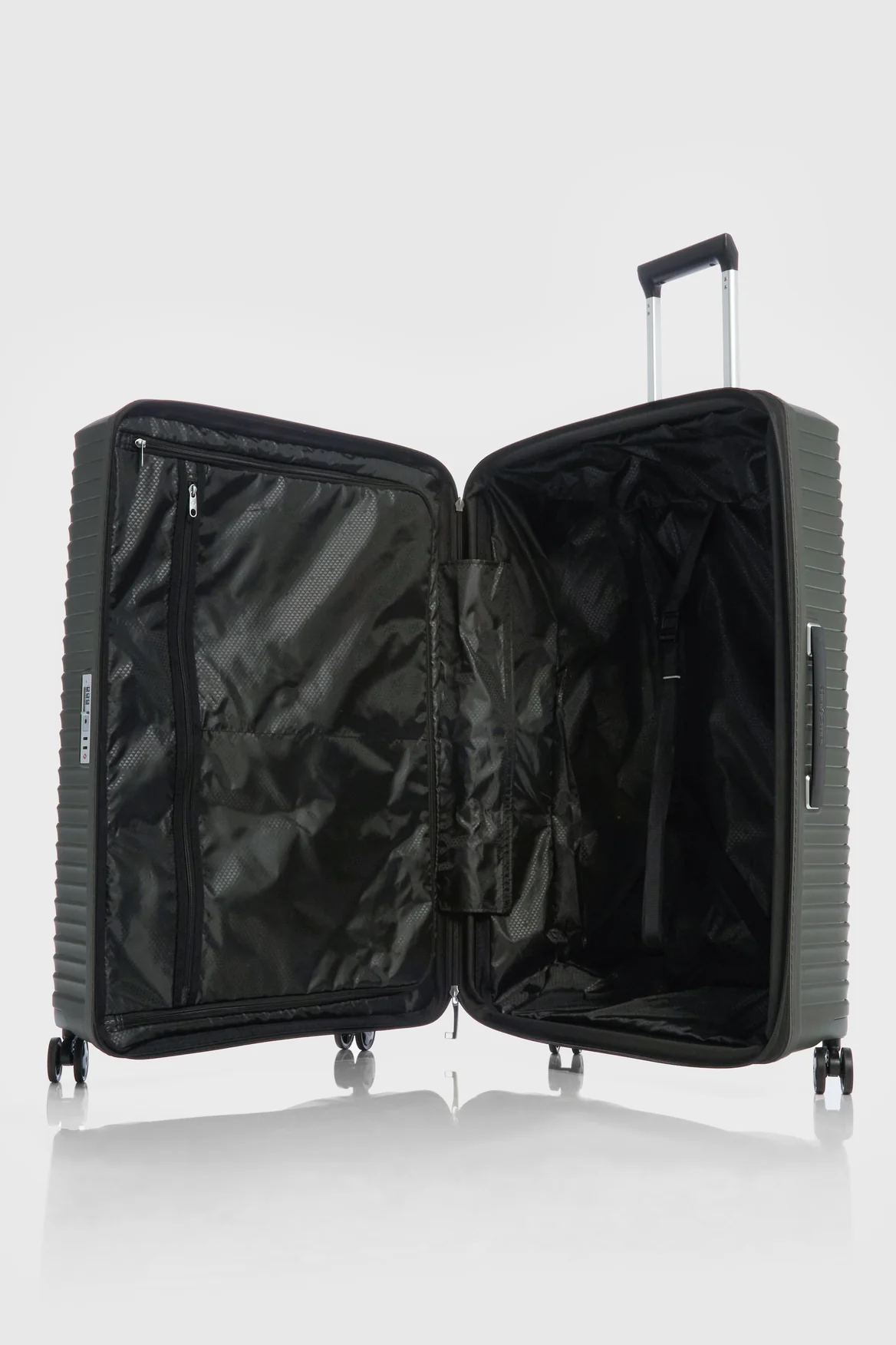 Upscape Check-In 81cm Suitcase - Image 3