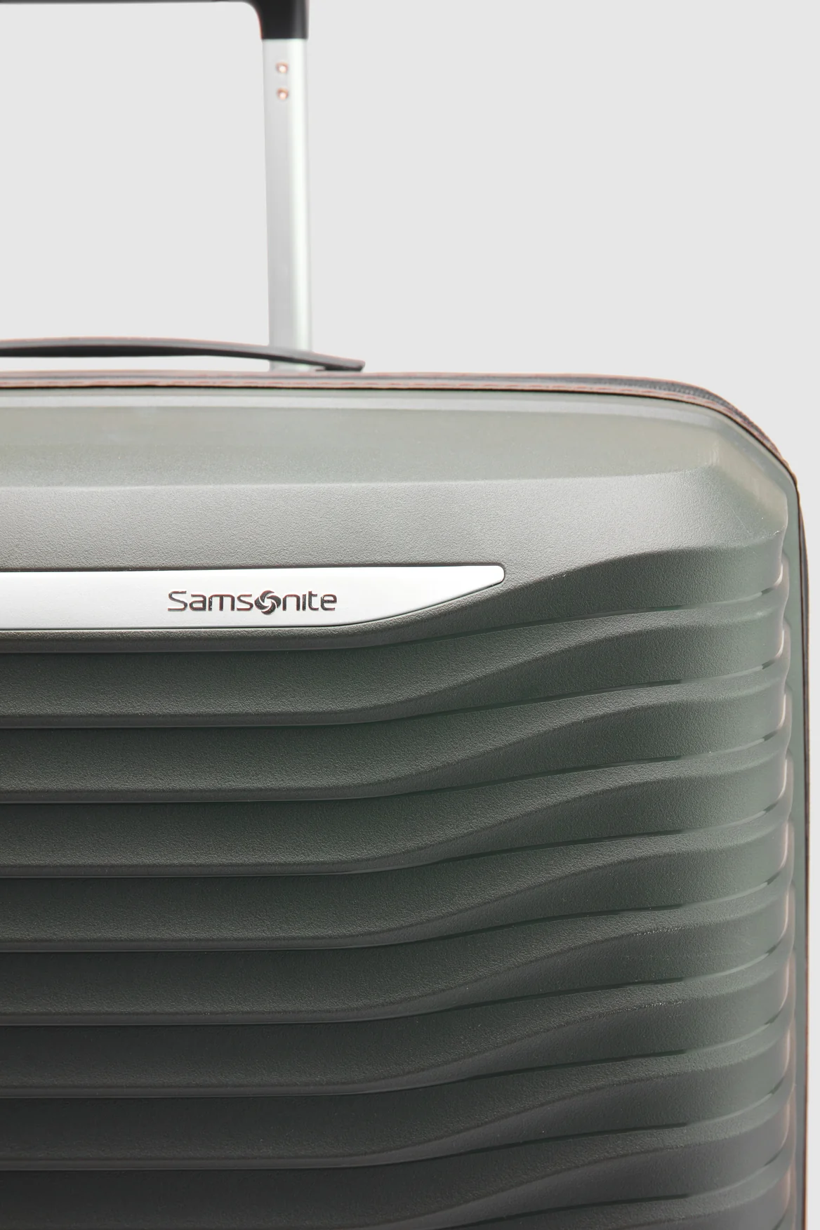 Upscape Check-In 81cm Suitcase - Image 8